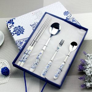Ensembles de vaisselle bleu et blanc couverts en porcelaine cuillère en acier inoxydable ensemble de vaisselle occidental manche en céramique couteau fourchette dîner