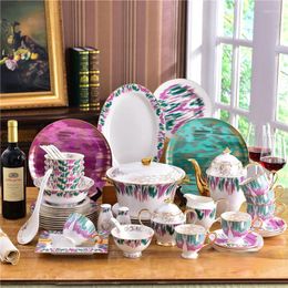 Ensembles de vaisselle Ensemble en céramique Bone China Mode Originalité Design coloré 58pcs S Dîner à rayures Pendaison de crémaillère