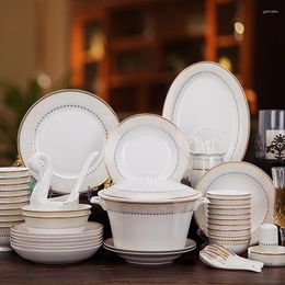 Ensembles de vaisselle Décorations de Noël Ensemble de vaisselle en céramique Jingdezhen Bone China Bol Plats 60 Pc Chinois Creative Ménage Cadeaux