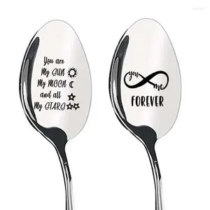 Ensemble de vaisselle Couple Fork Spoon Gift pour la Saint-Valentin pour sa femme Hus-famille de table de table en acier inoxydable Boyfriend Présents de mariage