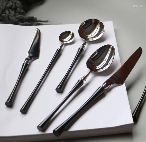 Juegos de vajilla Creative Black Silver 304 Juego de cubiertos occidentales de acero inoxidable Noble Tenedor Cuchillo Postre Vajilla de cocina