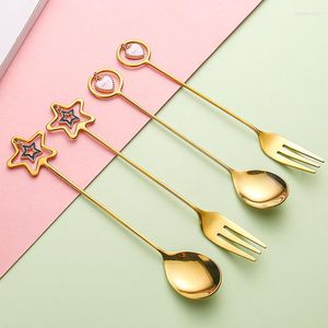 Dijkartikelen Sets Creative Raspless Steel Spoon Fork Set Star Heart Pendant Dessert Coffee Theelpoon Fruit For Birthday Wedding Gift