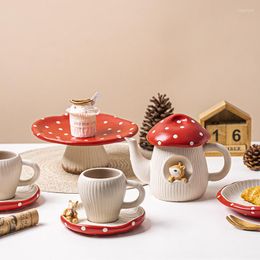 Ensembles de vaisselle mignon amour fille coeur céramique ménage fleur service à thé assiette à dessert tasse champignon rouge vaisselle décoration de la maison
