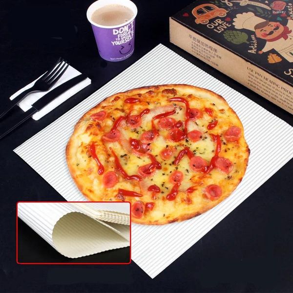 Juegos de vajilla Papel base de pizza desechable Papeles cuadrados antiaceite corrugados blancos Plato para llevar de grado occidental 100 piezas