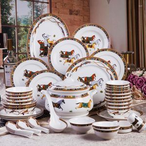 Ensembles de vaisselle européenne légère vaisselle de luxe combinaison assiette domestique en céramique bol profond cadeau de riz de haute qualité en porcelaine