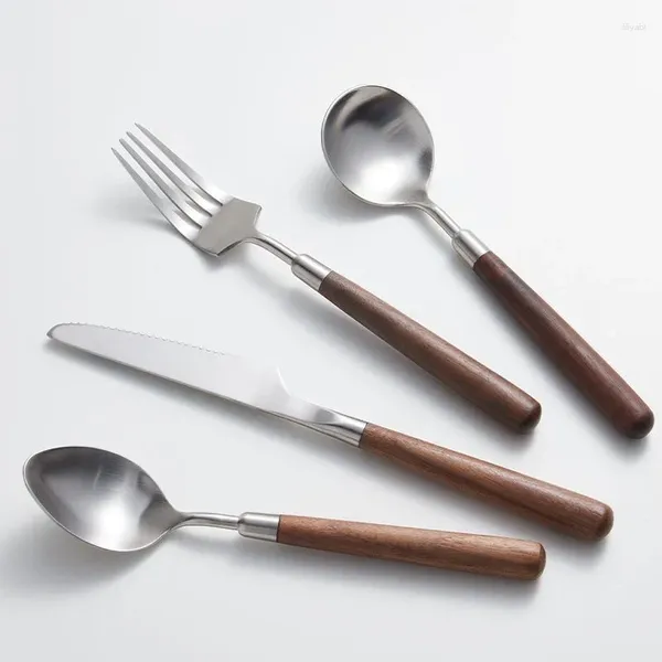 Juegos de vajilla de madera maciza de alta calidad, mango de nogal, acero inoxidable 304, cuchillo para carne, tenedor, cuchara occidental, juego de vajilla para postre