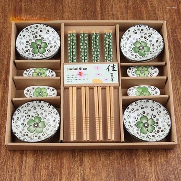 Ensembles de vaisselle des baguettes de table en céramique coréenne Boîte-cadeau Cherry Blossom Sashi Sashimi Soysauce Dish (12pcs / set)