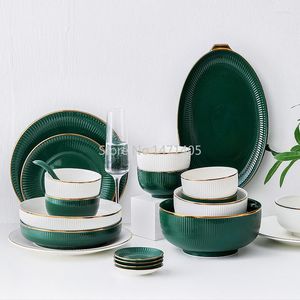 Diny Slare licht Licht Luxe Emerald Phnom Penh Ceramic Table Tare Creative Embosed Western Dinner Plate Derees Lepel Microwave Huishouden
