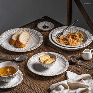 Servies Sets LingAo Vintage Reliëf Kralen Punt Chrysant Keramische Plaat Kom Pasta Soep Cup Servies Set