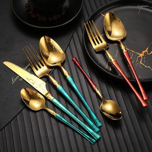 Ensembles de vaisselle de luxe en acier inoxydable sculpté vaisselle décorative couteau à steak et fourchette cuillère ensemble pour ustensiles de restaurant El cuisine