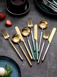 DINING SETS Sets moderne draagbaar tafelwerkset herbruikbaar gebruiksvoorwerpen metaal Nordic mes en vork goud geschenk Vaisselle keukenbenodigdheden bk50cj