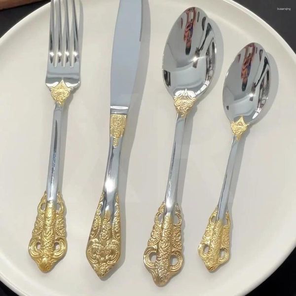 Ensembles de vaisselle Ensemble de couteaux, fourchettes et cuillères en acier inoxydable doré gaufré rétro : le mélange parfait d'élégance et de fonctionnalité pour votre salle à manger