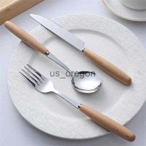 Servies Sets Roestvrij Staal Servies Japanse Vork Lepel Westers Eten Steak Mes Houten Handvat Soeplepel Fruit Dessert Vork Keuken Tool x0703