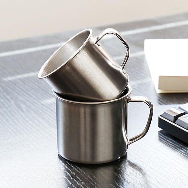 Ensembles de vaisselle Récipient en acier inoxydable Tasse d'eau Boisson Bouteille de boisson froide Solide Simple Cocktail Thé en argent Mini tasse d'école 200 ml 1 pièces