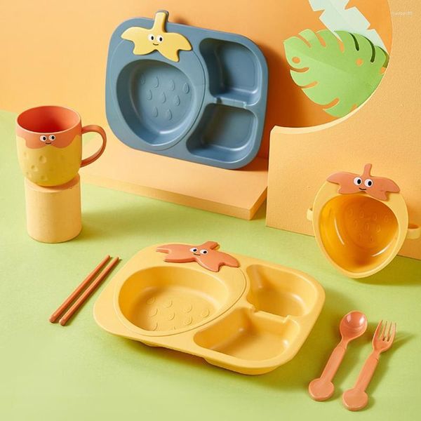 Los juegos de vajilla entrena al bebé para comer con este set de cubiertos de confianza de fresa creativa para bebés independientes