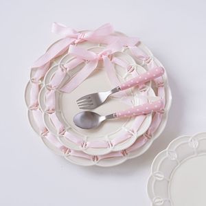 Ensembles de vaisselle Vintage français ruban creux Bowknot assiette à dîner en céramique mariage Po belle décoration assiette Grace Dessert assiette à gâteau 230503