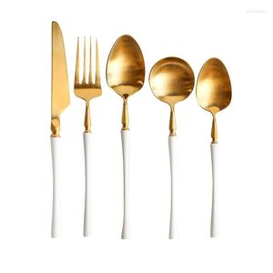 Dijkartikelen sets vintage goud kleurrijke luxe luxe Europese kunstontwerpermessen Assietes de tabel bestek set diner