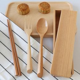 Dinware sets Vogvigo Beech Spoon Chopsticks Fork Box Custom Gravure of Square Handle Chinese Japanse Style Set met Bamboo Case