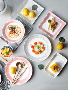 Services de table Plats occidentaux assiettes nordique belle vaisselle Style japonais Net rouge créatif en céramique ménage combinaison ensemble 230901