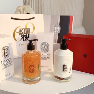 Diptyque Coffret Complet de Crèmes de Soin Mains Réparatrices et Protectrices 350 ml achats offerts