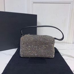 Vente directe de haute qualité femmes sac cosmétique étuis mode diamant brillant sac à bandoulière en cuir Messenger sac à main aisselle luxe fête chaîne sacs 1030