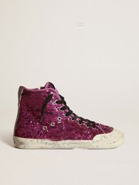 Vuile schoenen Francy Sneakers High Top Small Designer Italiaanse handgemaakte retro dames met pailletten en handgeschreven letters op de buitenzool