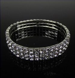 Bracelet nuptial à prix réduit 2019 Bijoux de mariée 3 rangées Silver Rignestone Bling Bling Crystal Stretch Bangle Femme Prom Prom Wedding A3150527