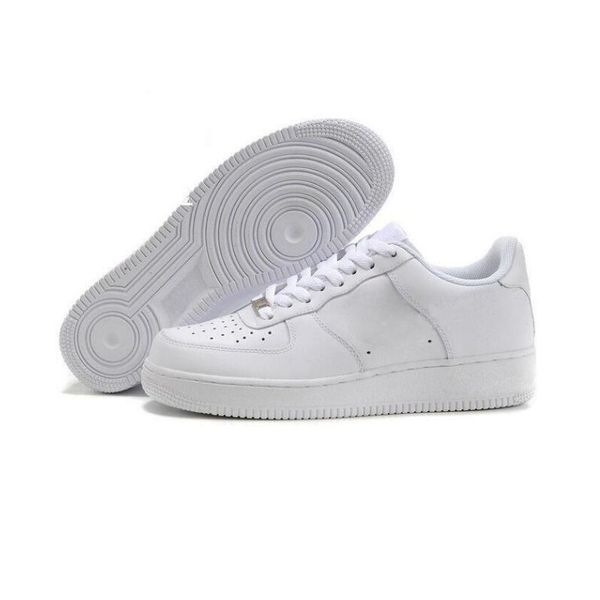 Remise Hommes Femmes Chaussures De Course Sports Skateboard Ones Chaussure High Low Cut Blanc Noir Baskets De Plein Air Baskets Avec Des Chaussettes Gratuites Taille 36-45