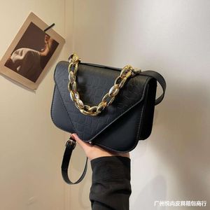 Kortingswinkels High-end ketting Stijlvolle kleine tas voor dames 2024 Nieuwe Koreaanse versie Modieus en veelzijdig Instagram Crossbody met enkele schouder Vierkant