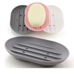 Gerechten Nieuwe Siliconen Soap Dish Oval Oval Zelf Draining Soap Holder Soap Opslagrek Keuken aanrecht Drooglade badkamer accessoires