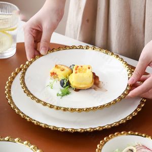 Schotels Borden Nordic Gold Bead Keramiek Diner en Kommen Licht Luxe Huishoudelijk Servies Hartvormige Plaat Ontbijt Dessert 230828