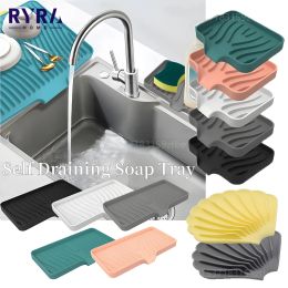 Plats auto-drainage du soap porte-barres de salle de bain salle de bain en silicone piste de bois de cuisine cantasse de comptoir pour séchage de séchage éponge pavé de coussinets de drain