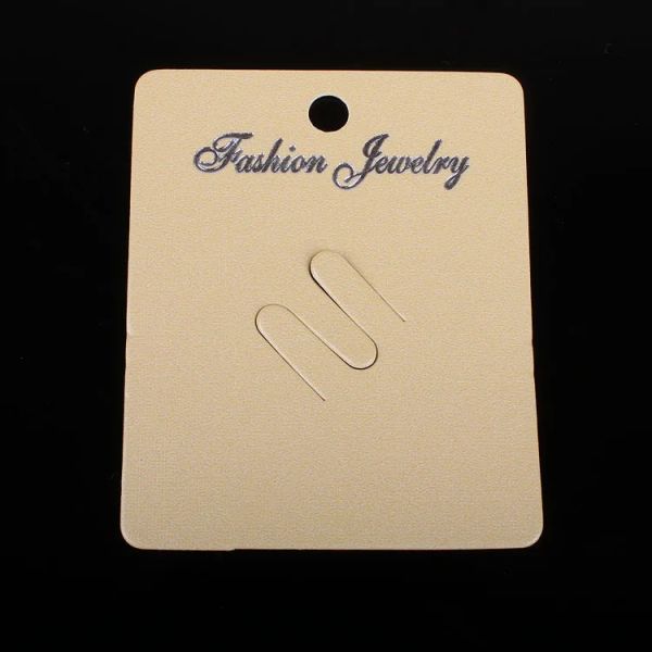 Exhibir 100pcs Kraft Fashion Jewelry Cream Tarjetas Broche Broche 7x5.7cm Tarjeta de artesanía de papel Pantallas de joyería