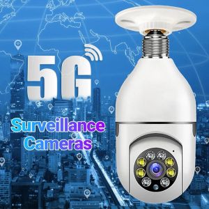 Afficher la caméra de surveillance du bulbe WiFi E27 5G Vision nocturne infrarouge Automatique Tracking Video Security Monitor Cam pour le moniteur de vidéosurveillance