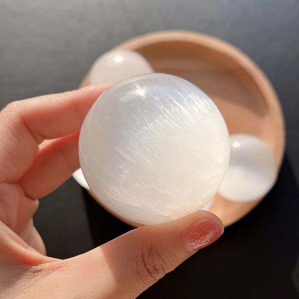 Affichage de la sphère de sélénite en cristal de Quartz naturel, boule de cristal de guérison blanche