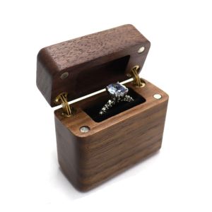 Mostrar caja de anillo de madera con revestimiento de terciopelo almacenamiento de un solo anillo de joyería de joyería de joyas de exhibición para la propuesta de compromiso Dropship de bodas