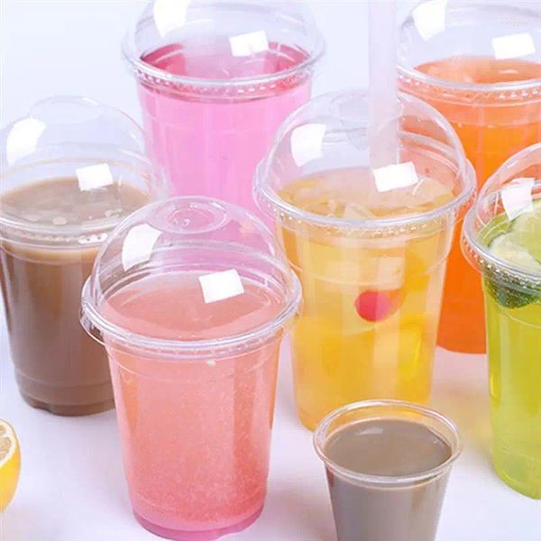 Gobelets jetables pailles 50/100 pièces 360ml/380ml/500ml en plastique transparent avec couvercles en dôme à trou pour thé, tasse de jus de fruits, vaisselle