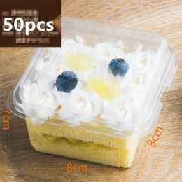 Tasses jetables Paies 50pcs Creative Square Small Cake Packaging Boîte pâtissier Clear Plastic Boxes Party Ice Cream Pudding Jelly Dessert avec