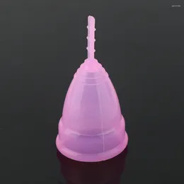 Tass jetables pailles réutilisables en tasse molle silicone menstruelles grandes et petites tailles trois couleurs