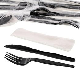 Kit de comida de tres piezas desechable con 12 x 13 servilletas y un cuchillo de tenedor de peso medio pesado de 500 de peso negro pesado de 500