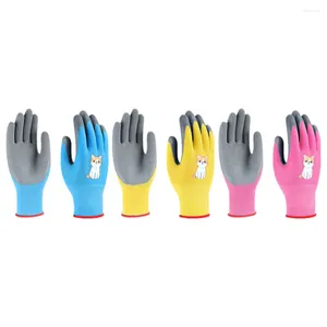 Gants jetables 3 paires de mignons gamins de jardin travaillent pour