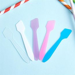 Mini plastica usa e getta piccola crema per il viso cucchiaio maschera per il viso stick spatola cosmetica scoop bastoncini per trucco di bellezza strumenti cucchiaio Cmqcf