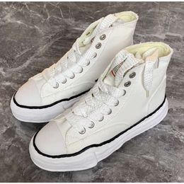 Los enige canvas schoenen op MMY Men Casual schoenen Mihara Yasuhiro Yasuhiro High Dames Sneakers Vintage Lace-Up Solid Color Matching Men's Sneaker