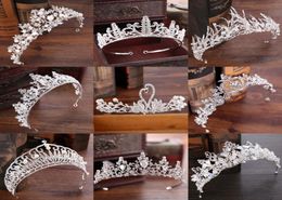 Diversifié Silver Crystal Bride Tiara Crown Fashion Pearl Queen Wedding Couronne Couronne de mariage Bijoux de mariage Access5046751