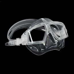 Masques de plongée Masque d'apnée demi-visage léger faible Volume lunettes de plongée gratuites Anti-buée liquide Gel de silice équipement de plongée DropshippingL240122