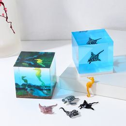 DIY Crystal UV Epoxy Resin Cube Silicone Moule Ocean Sea Marine Animal Models Miniatures Ornements DIY Micro Micro Landscape Decoration
