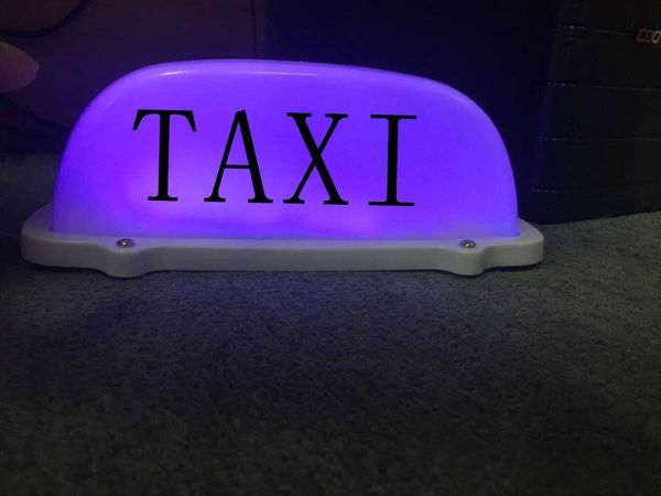 DIY LED TAXI Cab Sign Roof Top Car Luz súper brillante Cambio de color remoto Batería recargable para TAXI Drivers277o