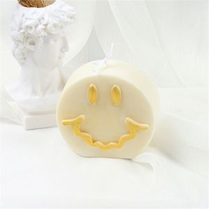 DIY Round Smile Face Silicone Soap Moule pastel Pasthetic Circle Circle Wave Aroma Candle Moule pour Ornement Home 220629