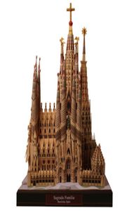 DIY Sagrada Familia Spanje Ambachtelijke Papieren Model Architectuur 3D DIY Onderwijs Speelgoed Handgemaakte Volwassen Puzzel Spel Y1905309573442