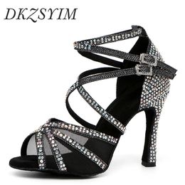 DKZSYIM strass femmes chaussures de danse latine Salsa latine fille chaussures de danse noir brillant chaussures de danse de salon pour filles dames 240117